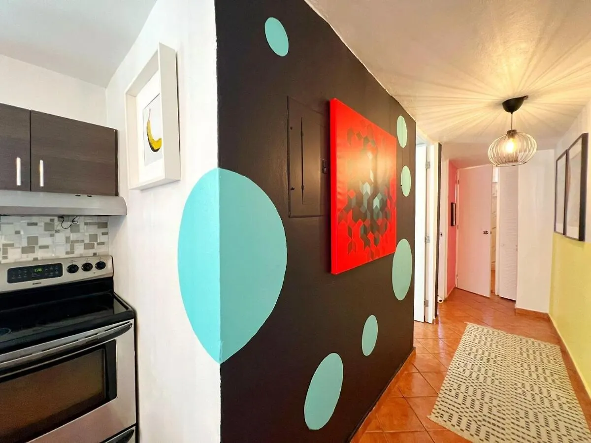 Stunning 2Br Home W Parking - Walk To Beach! 圣胡安 公寓